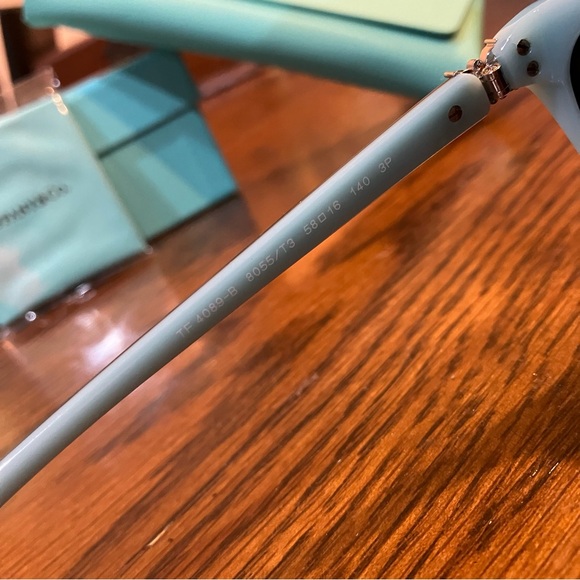 Tiffany & Co Cat-Eye Crystal Sunglasses Blk Diamond-Style EUC TF4089B - Picture 8 of 11